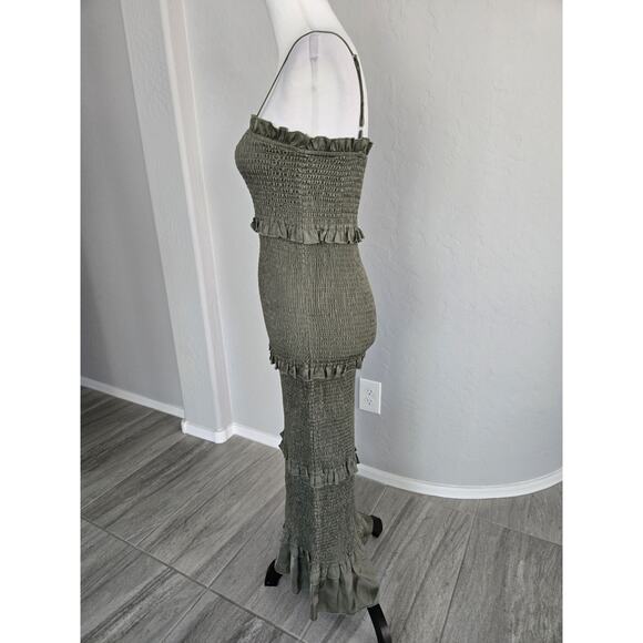 Mable Anthropologie Smocked Tiered Ruffled Olive Green Form Fitting Dress Sz M - Picture 2 of 11